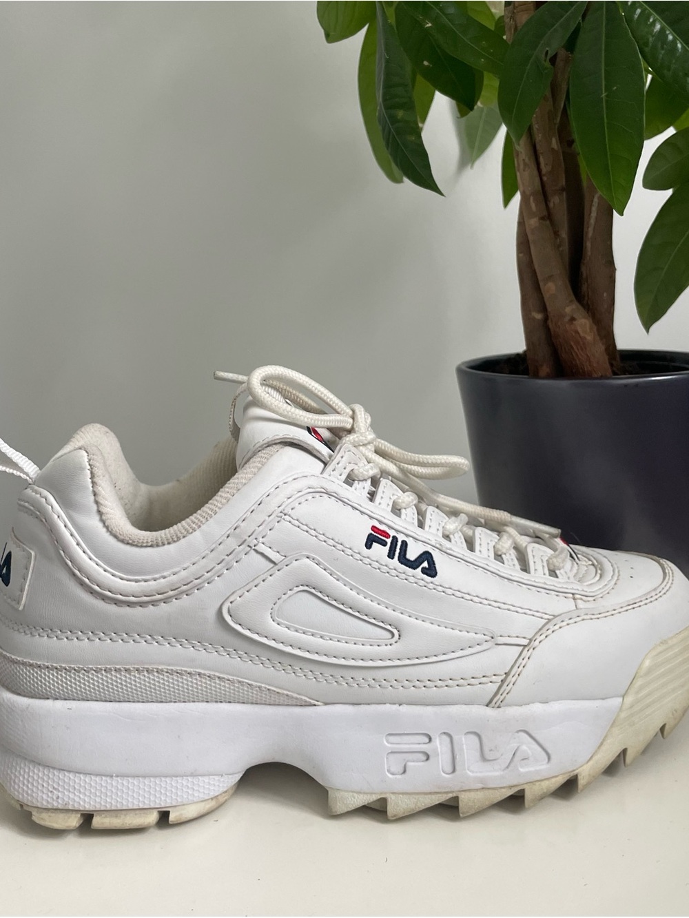 Women Size 8 Fila Disruptor II White Leather Shoe Chuky Sole Platform 6.5Y